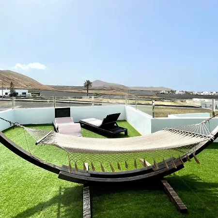 Suite Deluxe 9 Con Vistas Al Mar, Wifi, Netflix, Desayuno Incluido Tinajo
